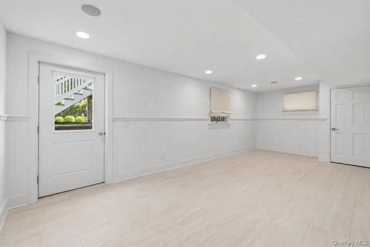 100 Wainscott NW Road – For Sale photo 28
