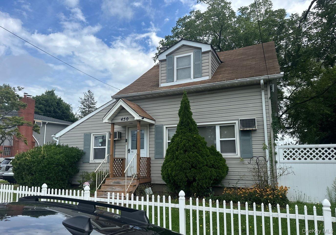 450 Great Neck Road – For Sale photo 3