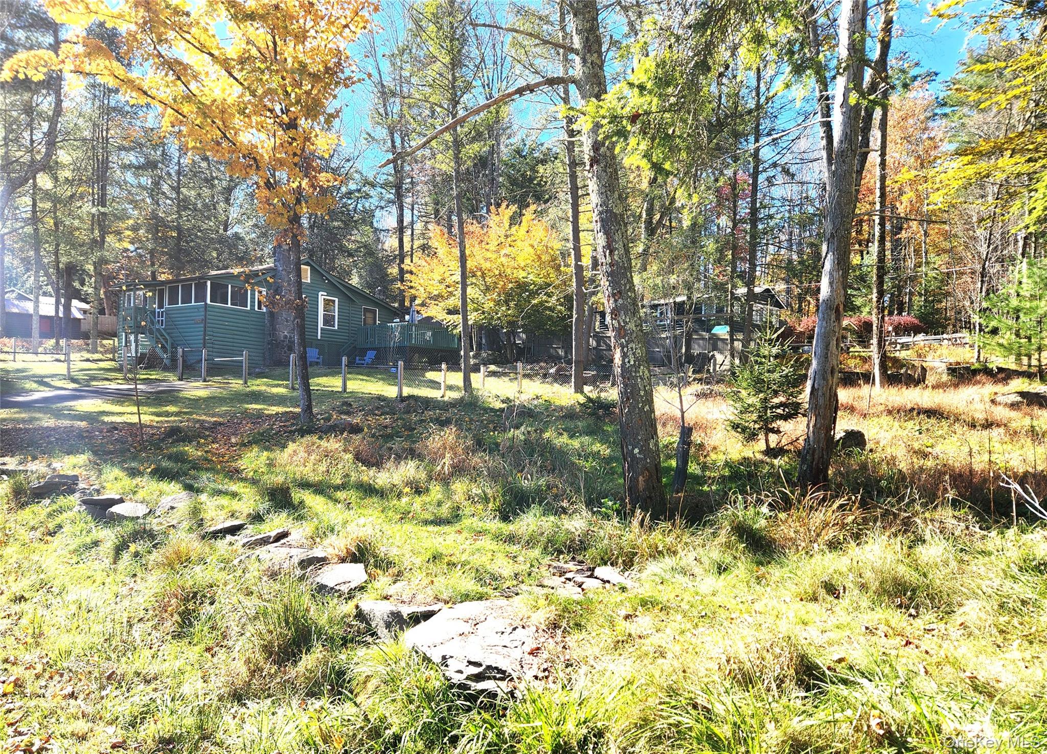 29 Mohawk Trail – For Sale photo 22