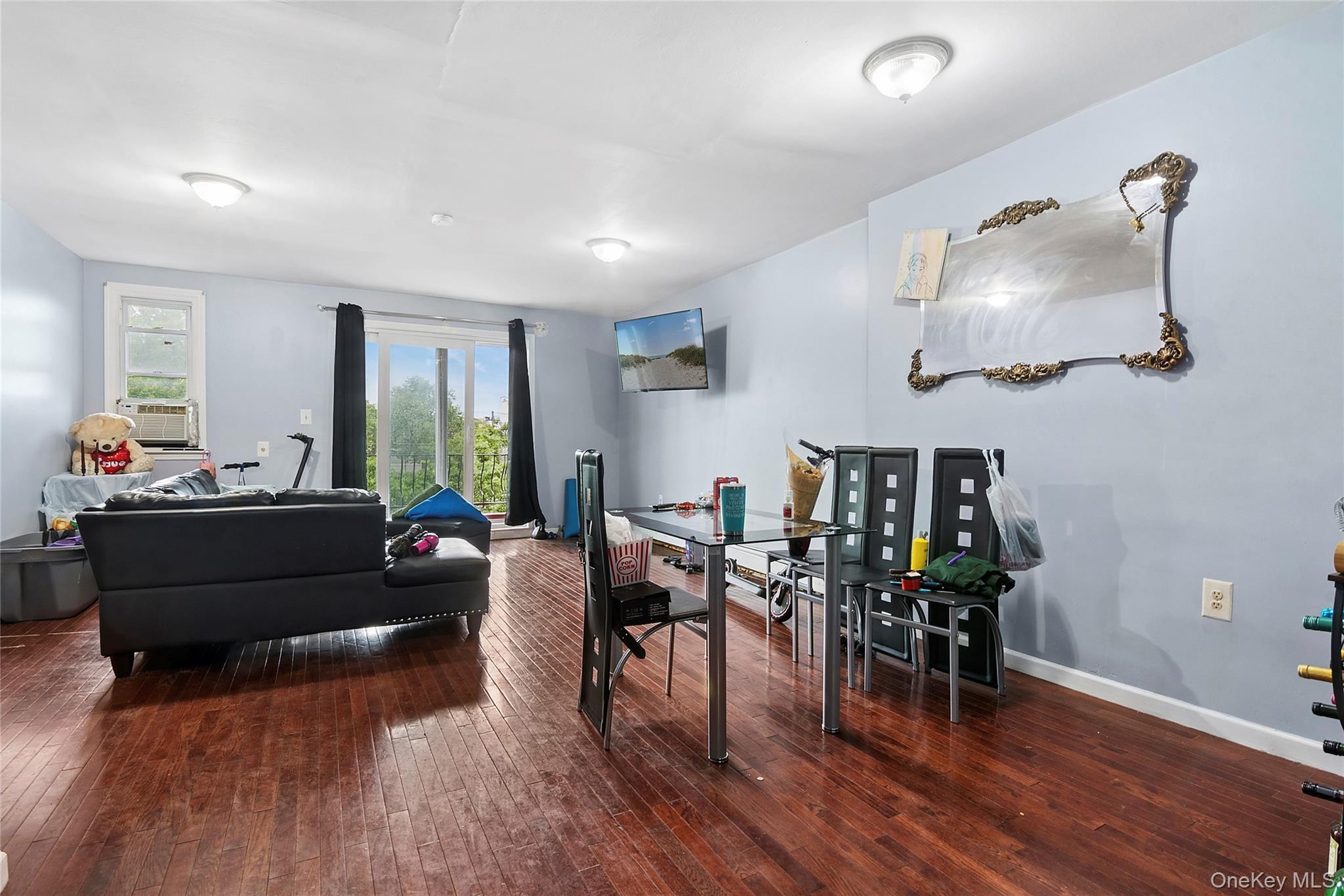 28 Saint Andrews Pl. Saint Andrews Pl, Unit 3 photo 3