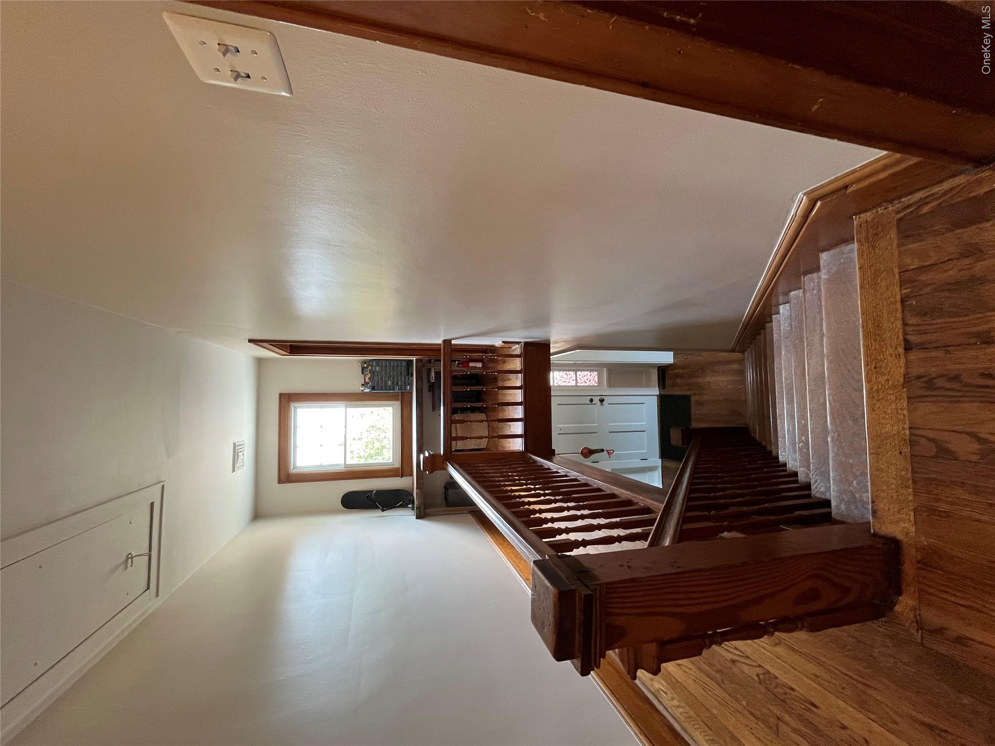 10 Vine Street – For Rent photo 9