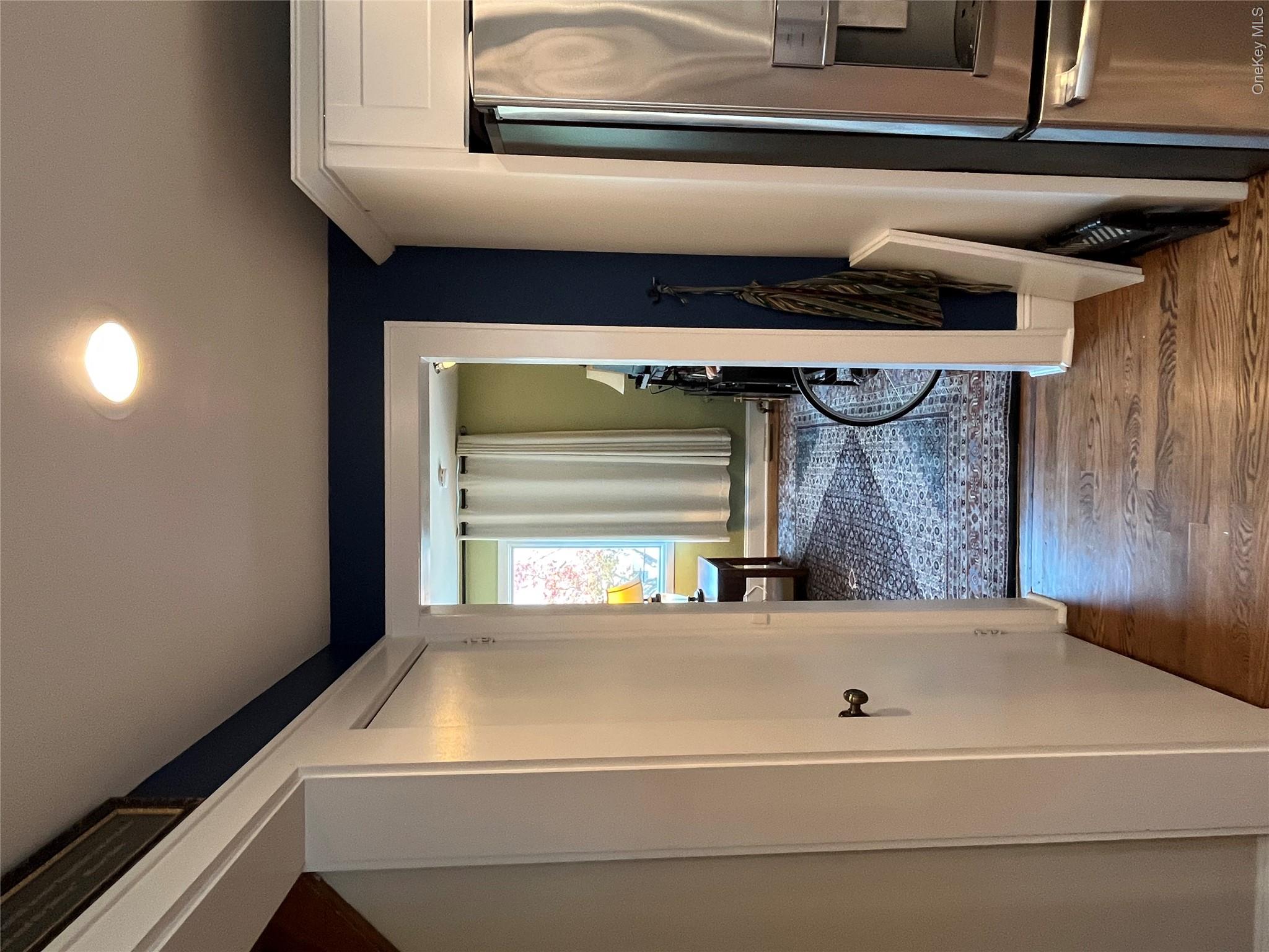 10 Vine Street – For Rent photo 3