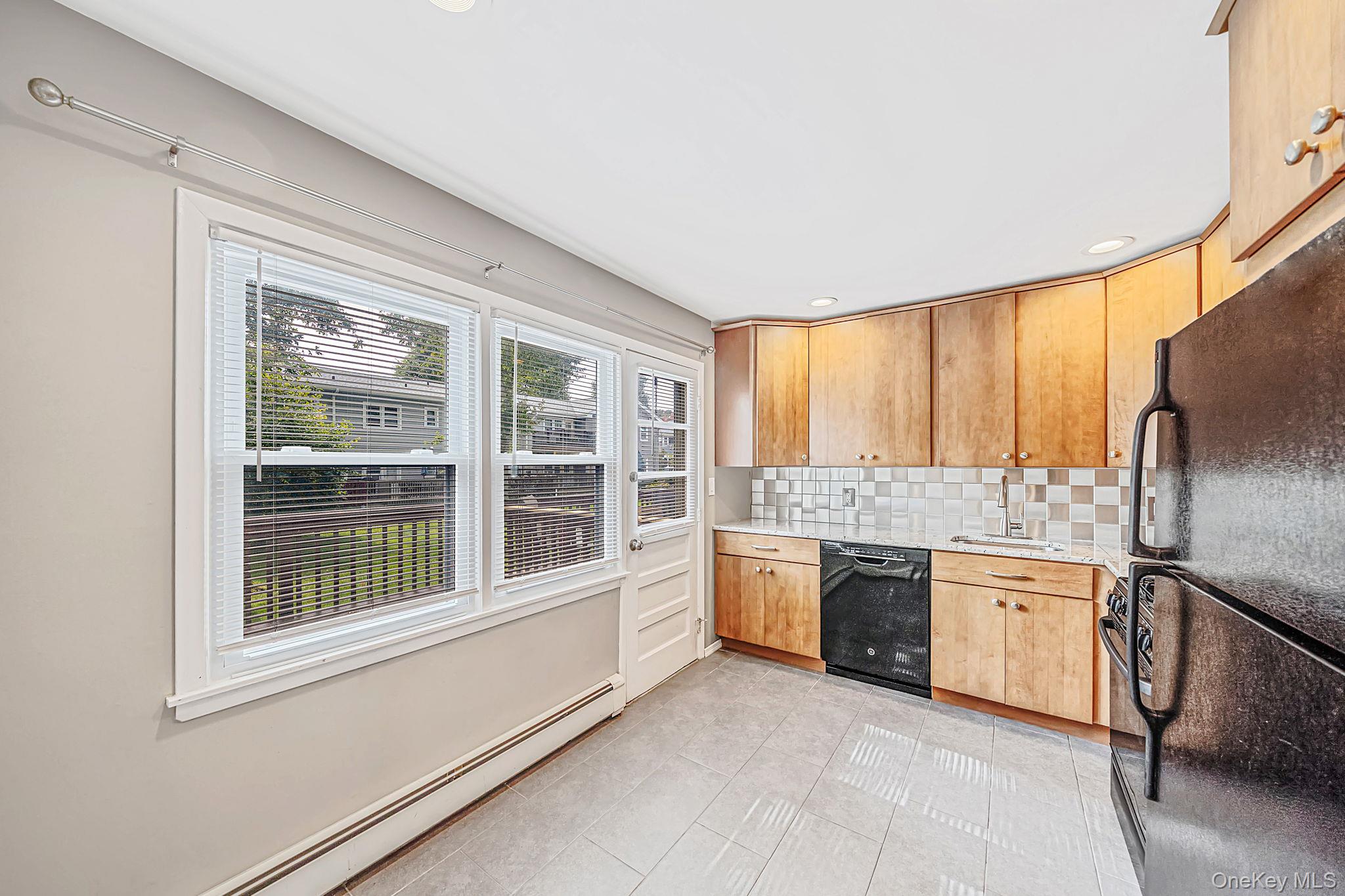 126 Cardinal Lane, Unit 126 photo 7