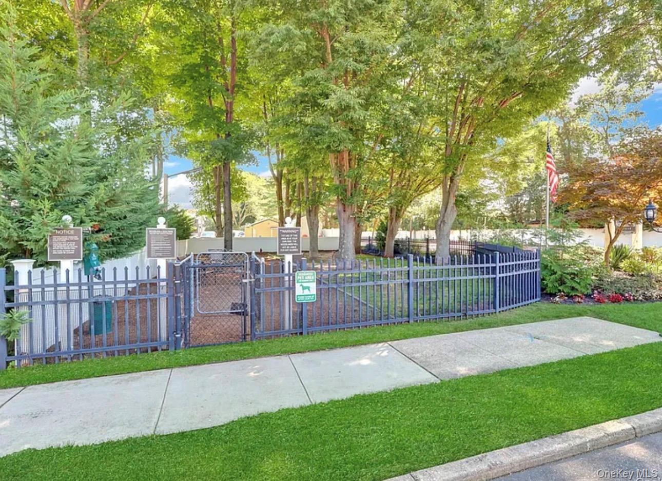 126 Cardinal Lane, Unit 126 photo 30