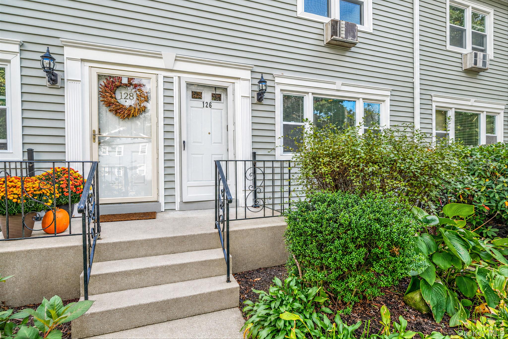 126 Cardinal Lane, Unit 126 photo 16