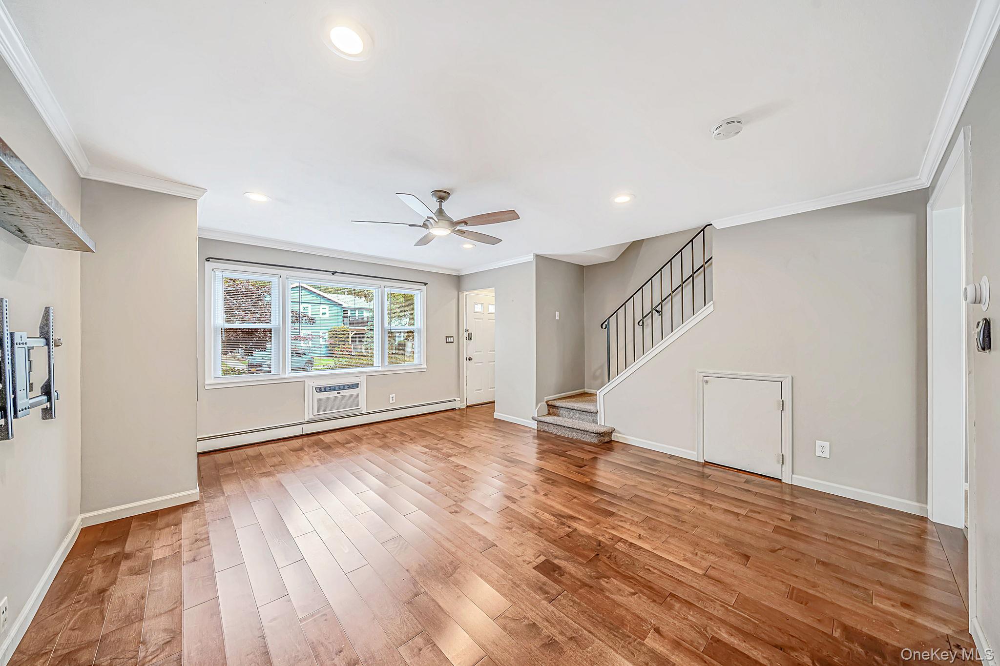 126 Cardinal Lane, Unit 126 photo 2
