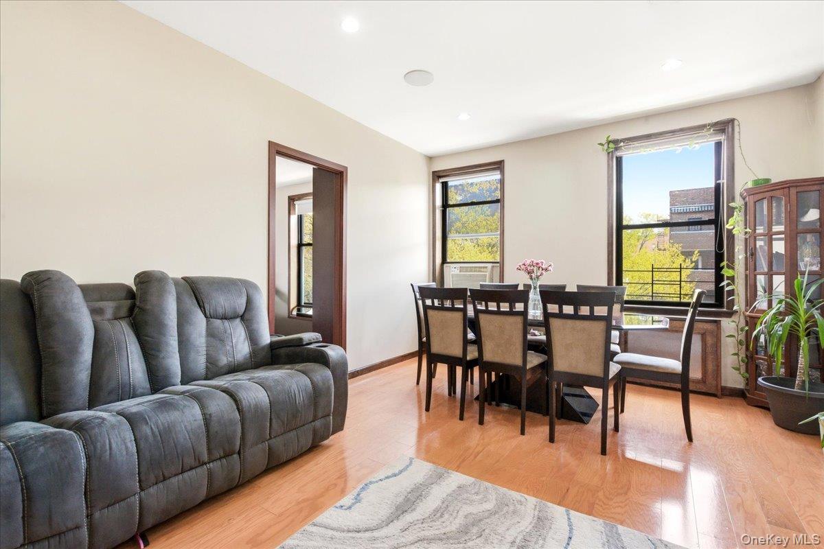 83-80 118th Street, Unit 4A photo 15