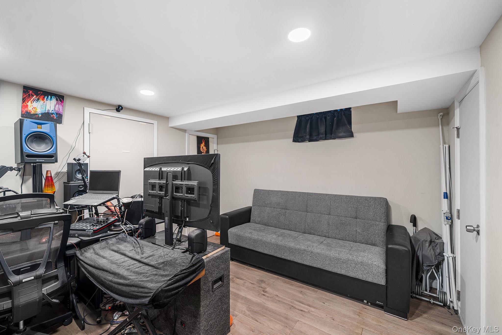 108 Beverly Road – For Sale photo 17