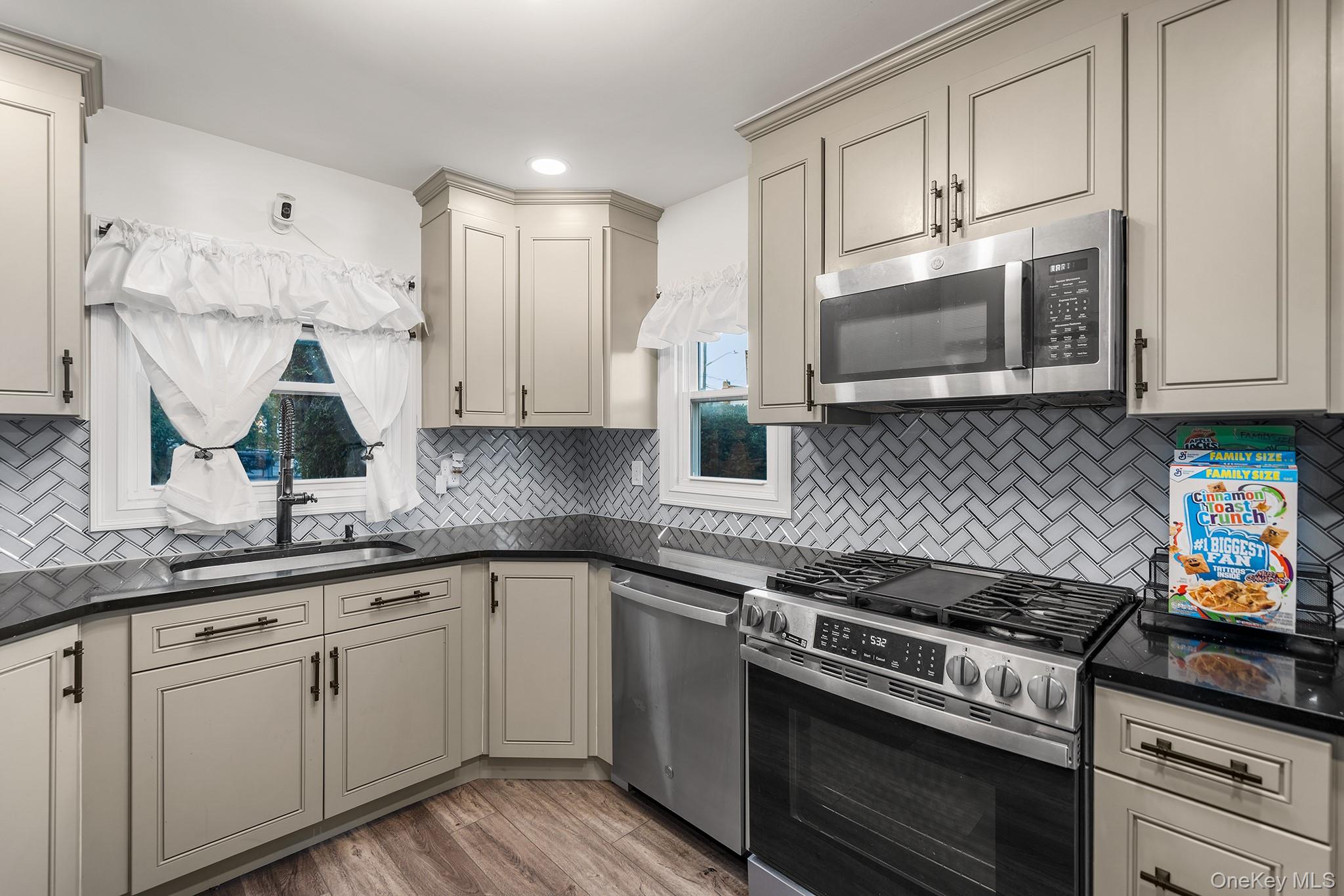 108 Beverly Road – For Sale photo 11