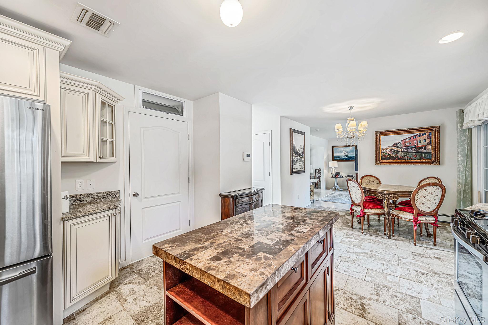 13 Glenmore Avenue – For Sale photo 6
