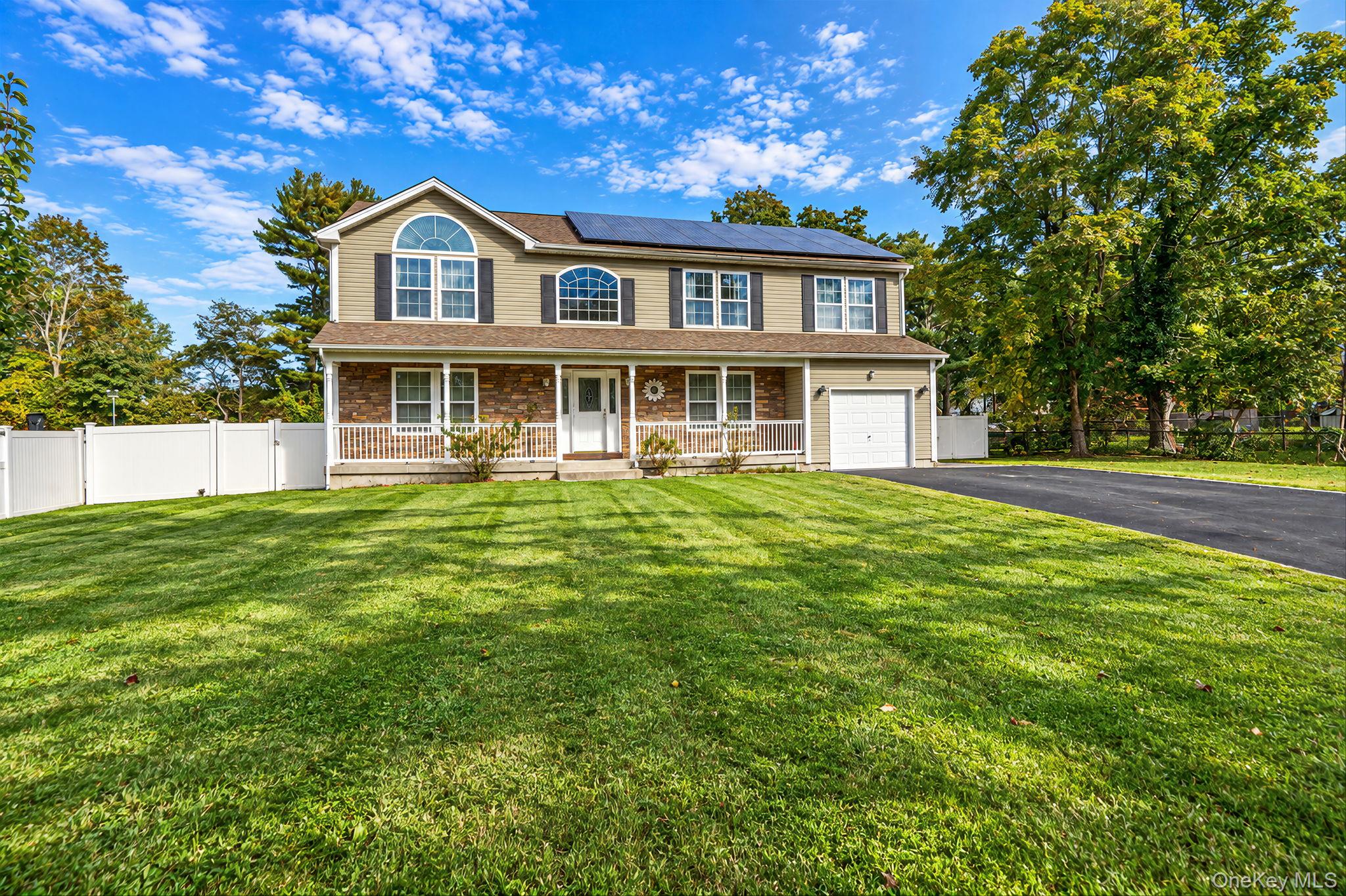 13 Glenmore Avenue – For Sale photo 3