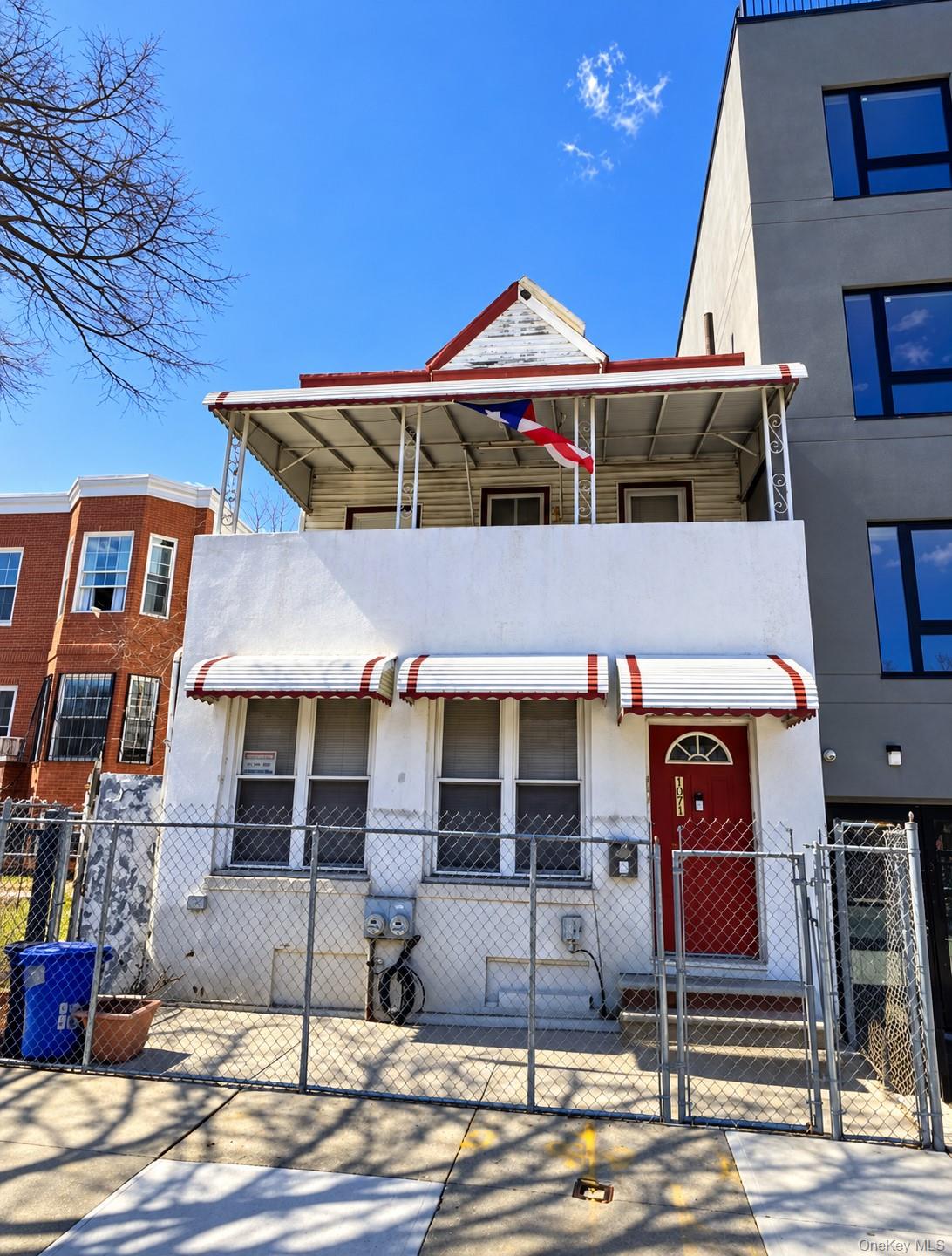 1071 Tiffany Street – For Sale