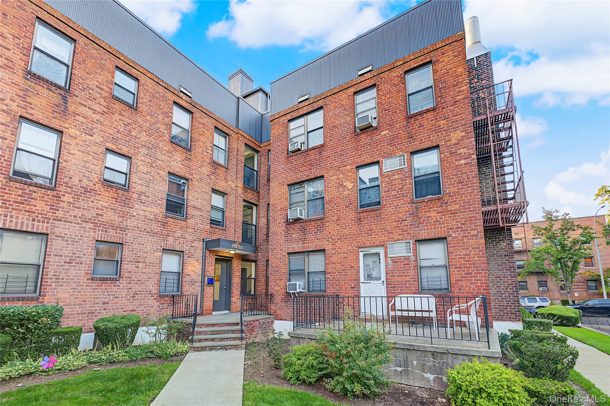 21528 47th Avenue, Unit 2B photo 12