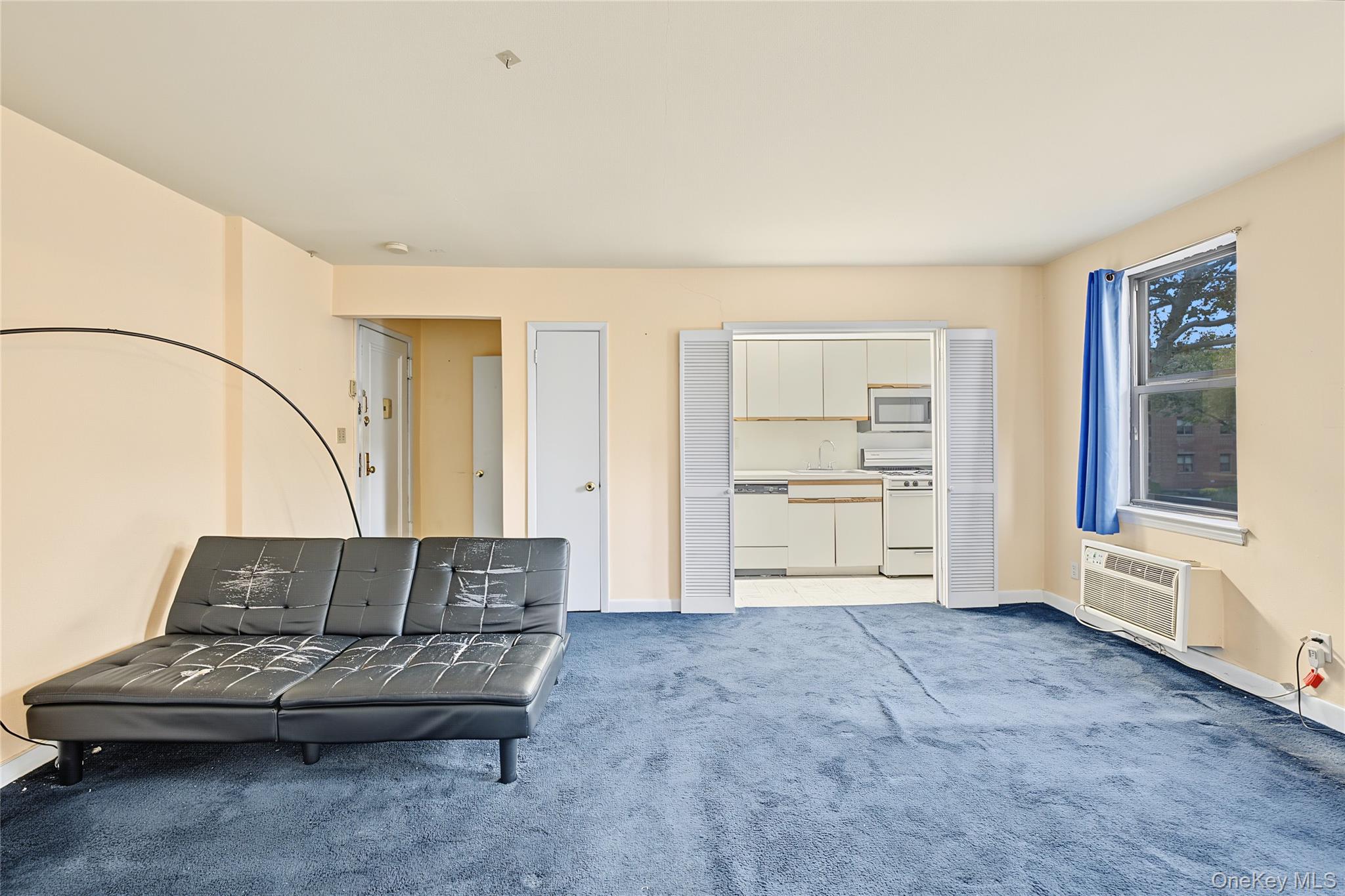 21528 47th Avenue, Unit 2B photo 3