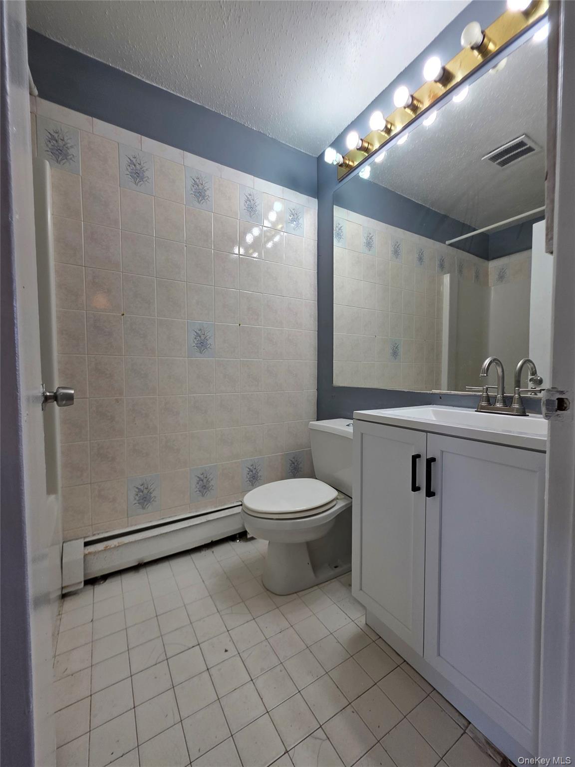 1186 Vyse Avenue – For Sale photo 31