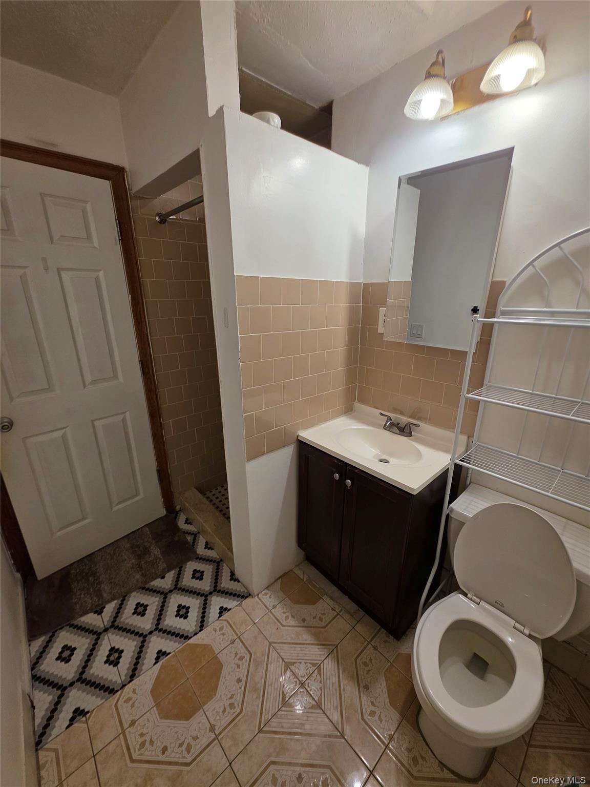 1186 Vyse Avenue – For Sale photo 14