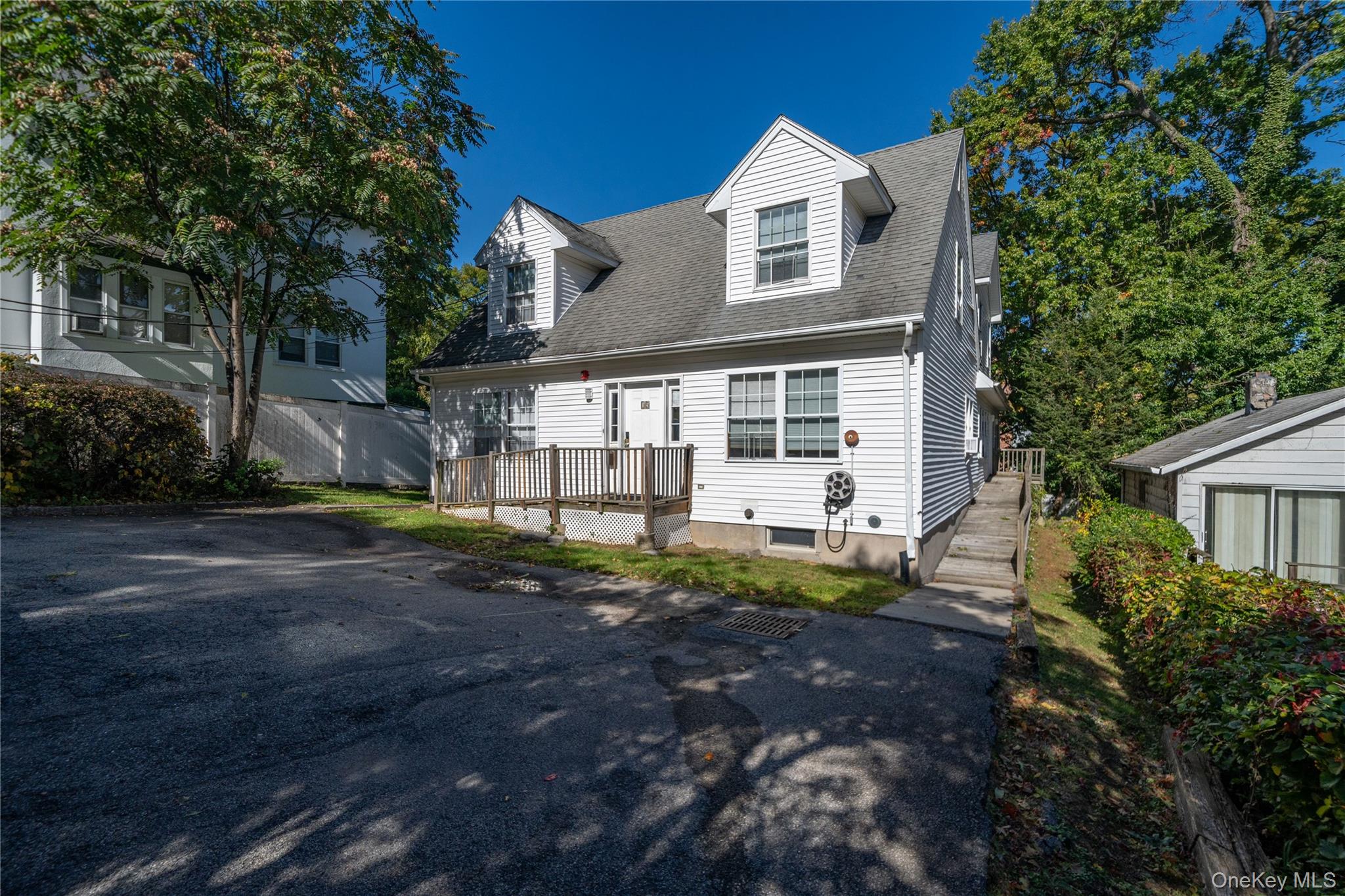 15 Summit Avenue – For Sale photo 2