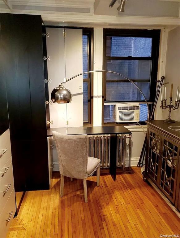 457 W 57th Street, Unit 308 photo 5
