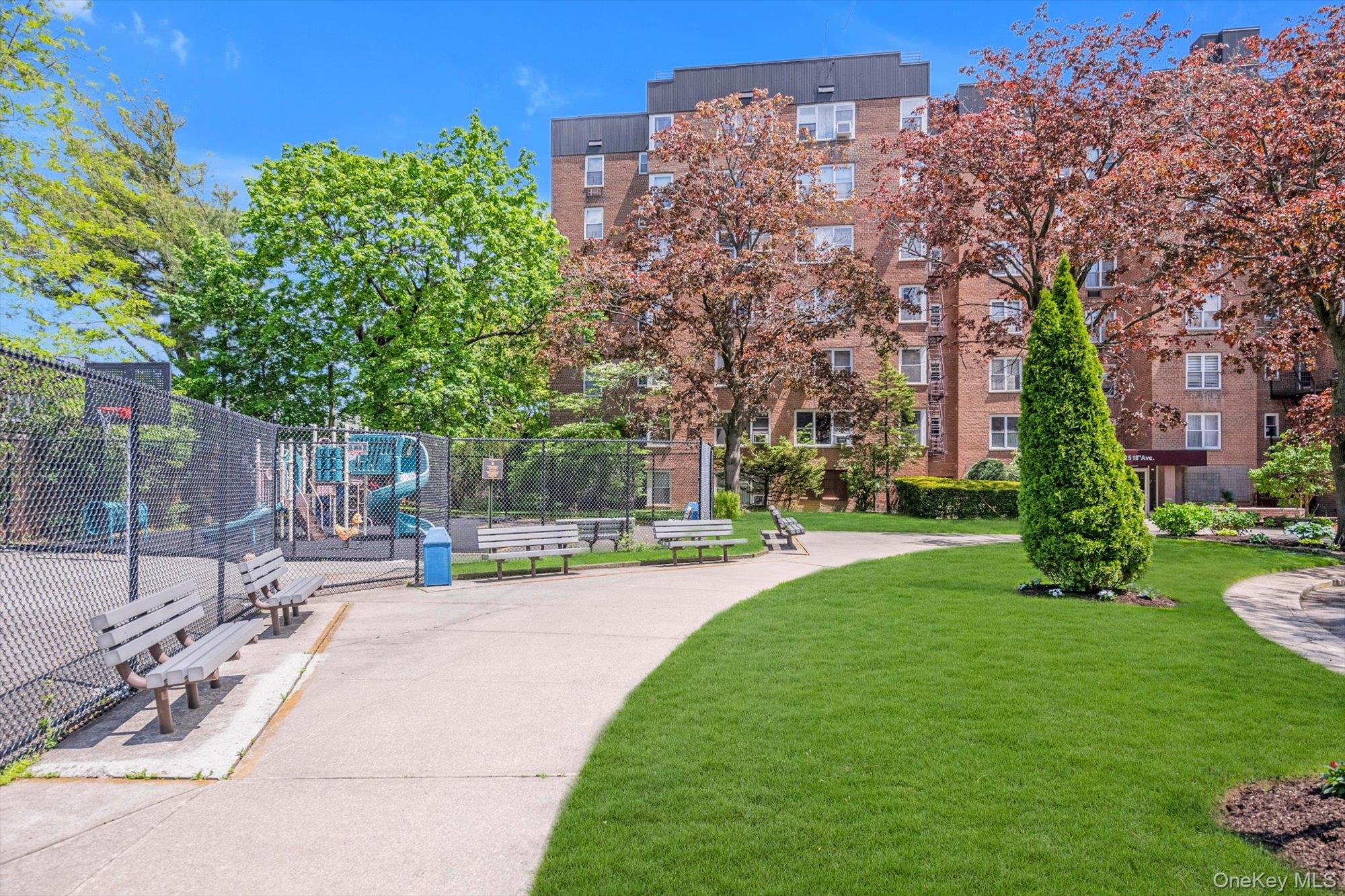 209-25 18th Avenue, Unit 3K photo 19