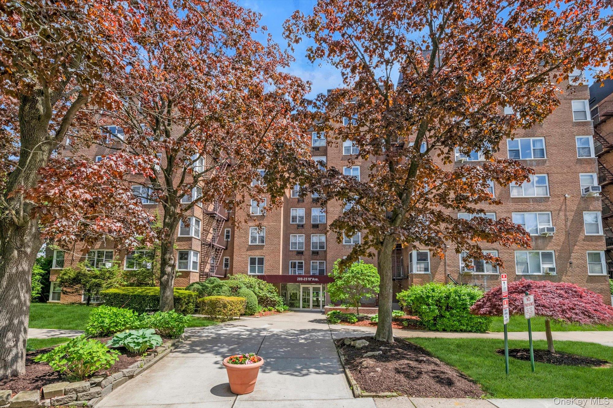 209-25 18th Avenue, Unit 3K