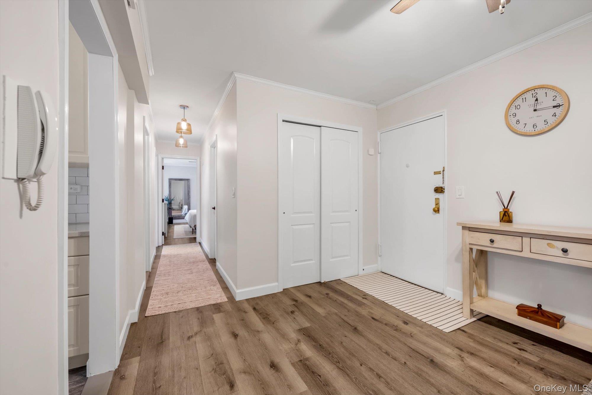 209-25 18th Avenue, Unit 3K photo 2