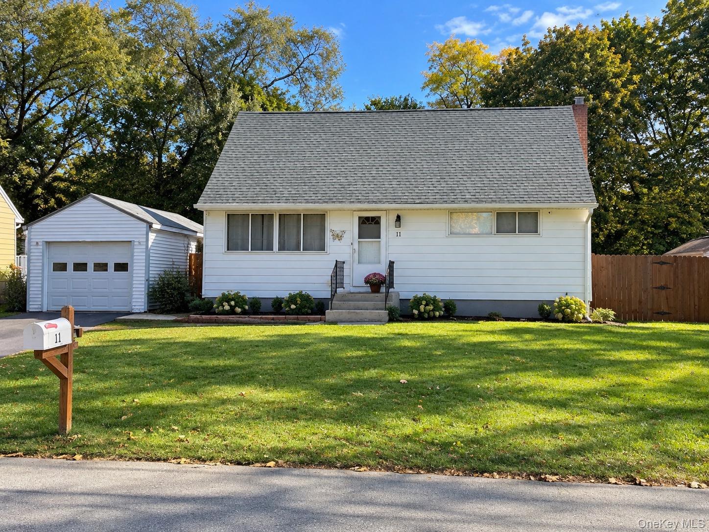 11 Delbalso Boulevard – For Sale