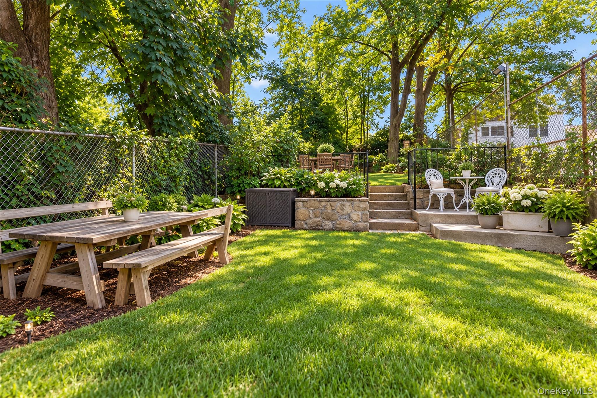 609 Kappock, Unit 8D photo 8