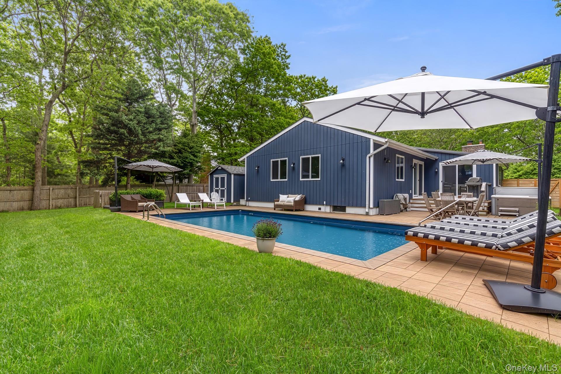 35 Montauk Boulevard – For Rent photo 23