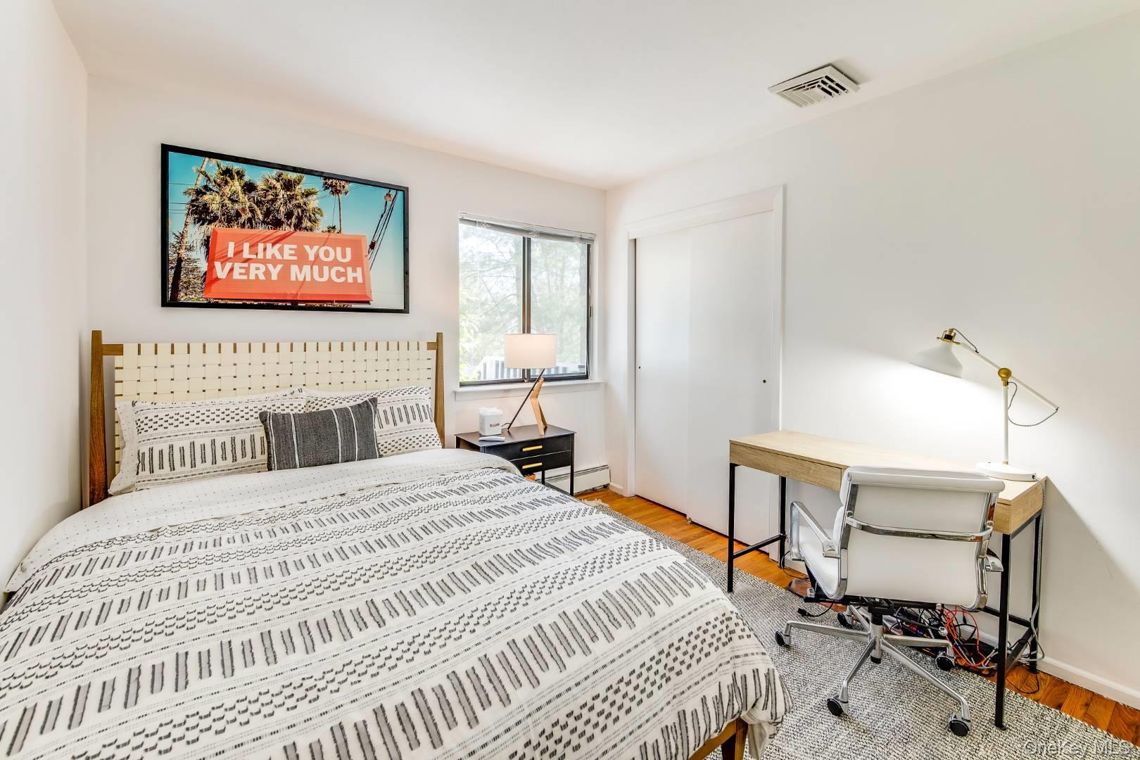 35 Montauk Boulevard – For Rent photo 15