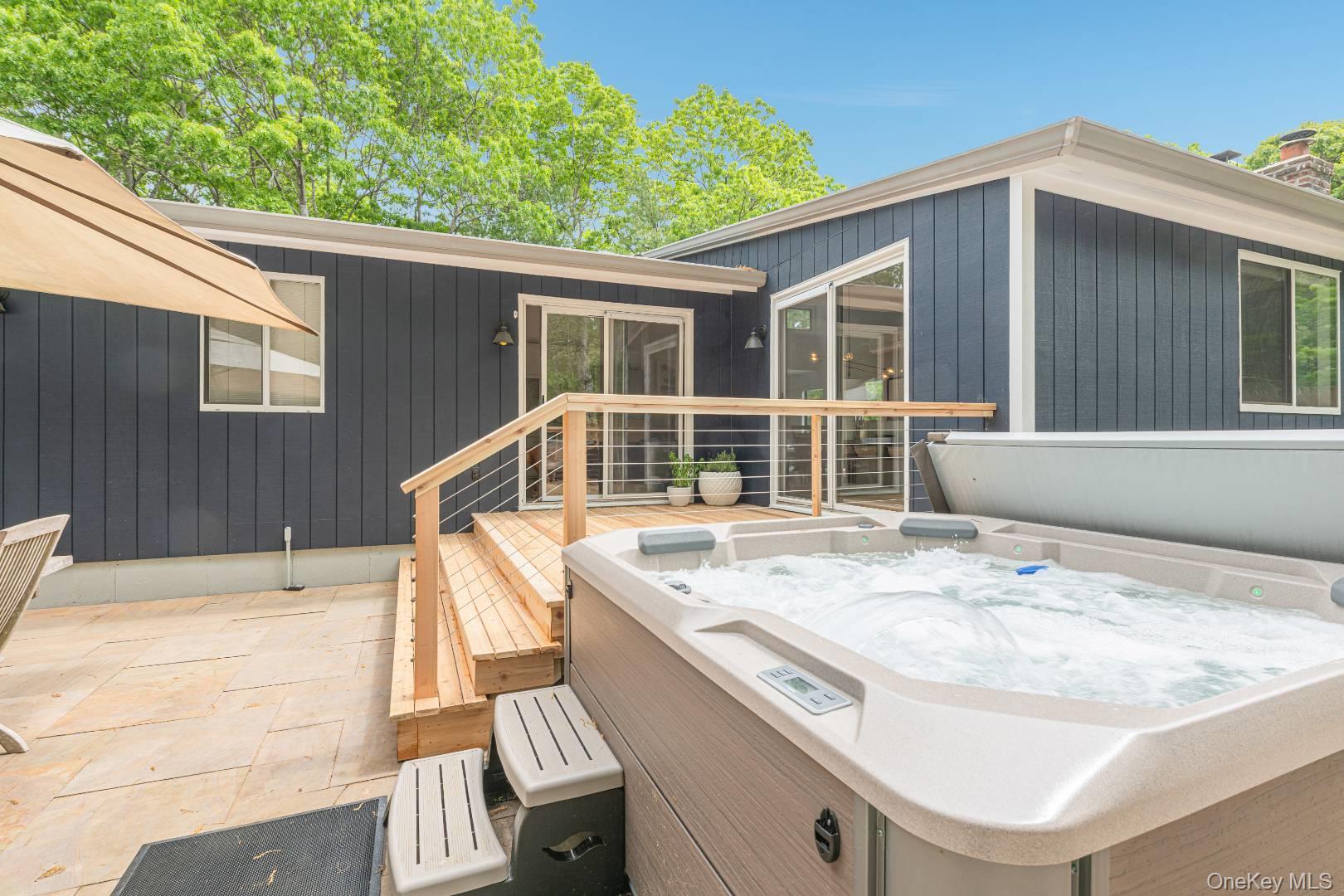 35 Montauk Boulevard – For Rent photo 4