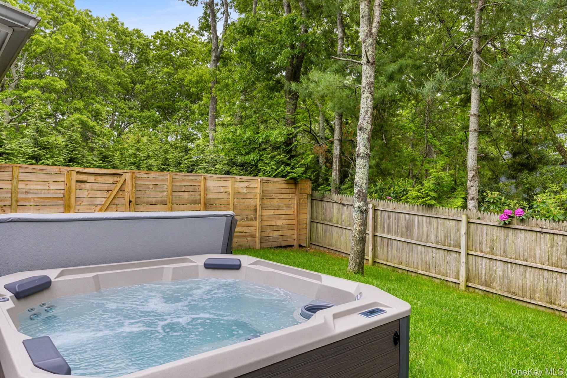 35 Montauk Boulevard – For Rent photo 25