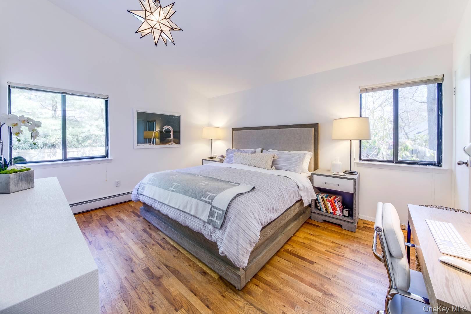 35 Montauk Boulevard – For Rent photo 11