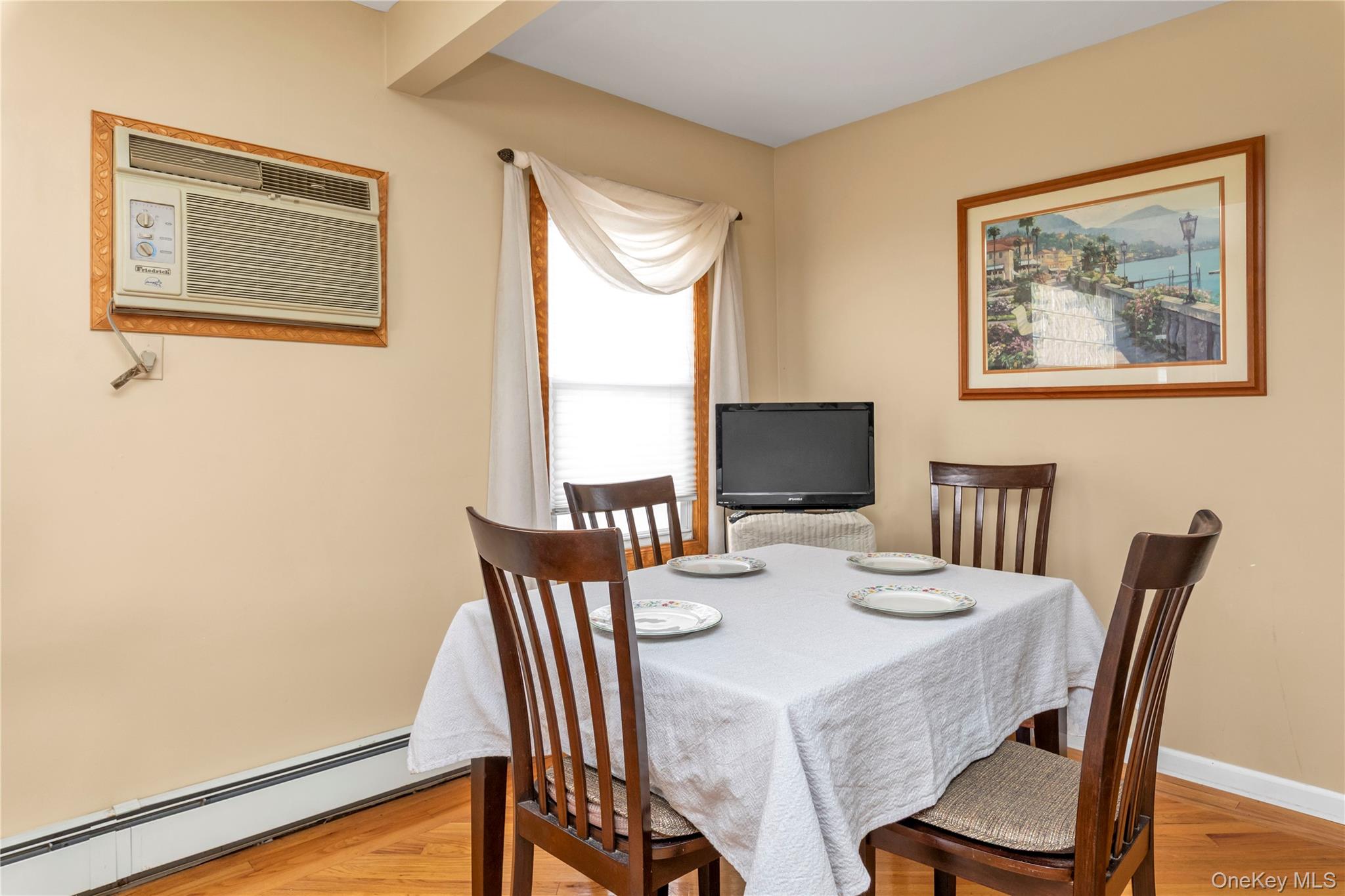123 Beach Drive – For Sale photo 6