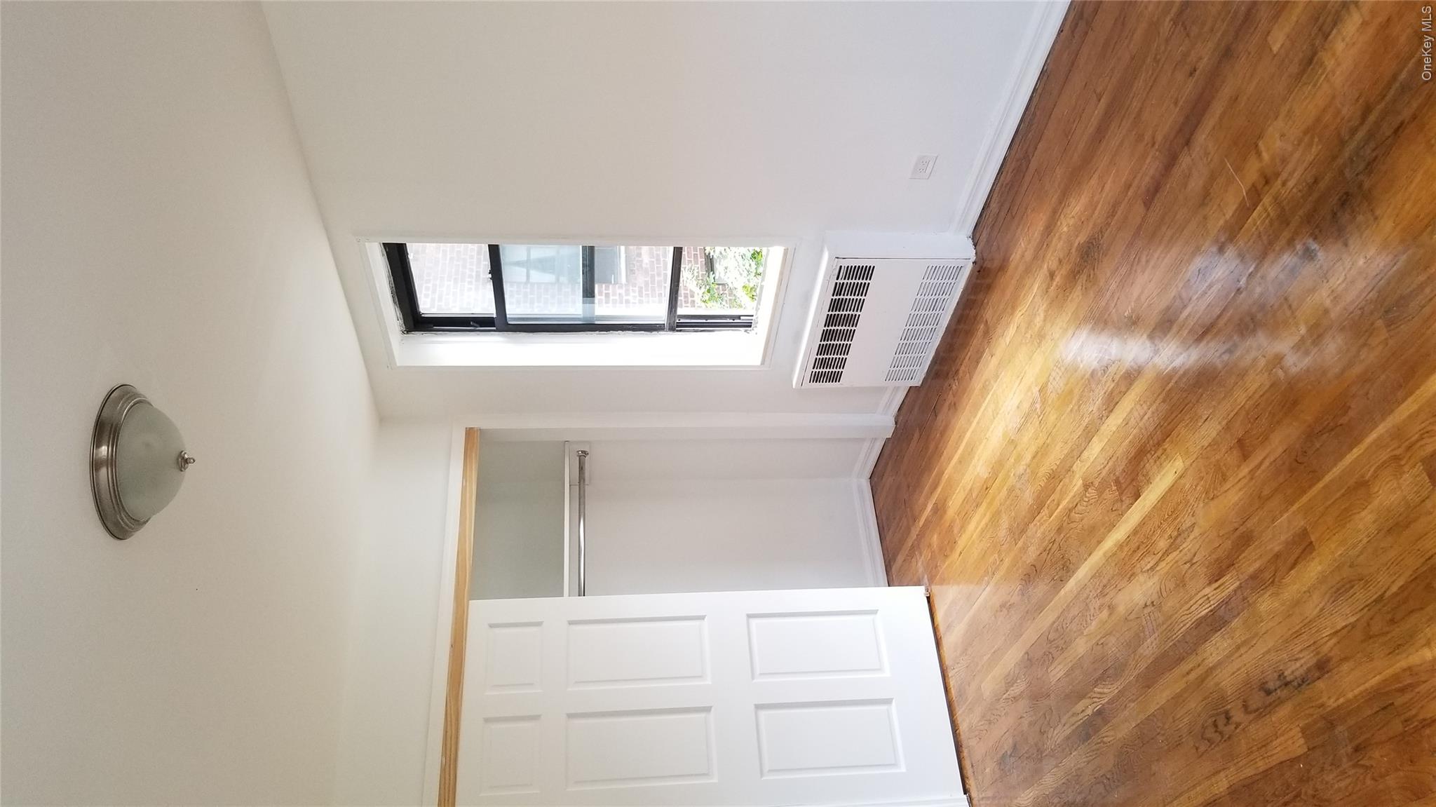 41-34 Frame Place, Unit 3D photo 14