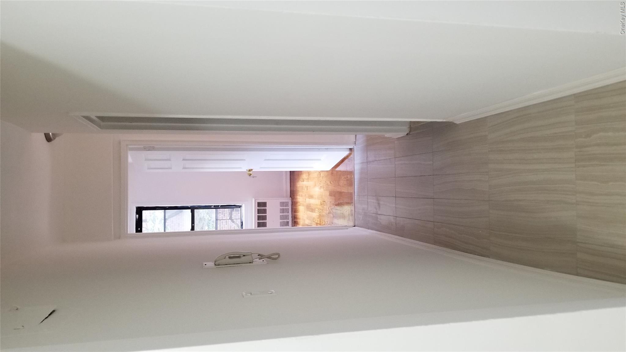 41-34 Frame Place, Unit 3D photo 15