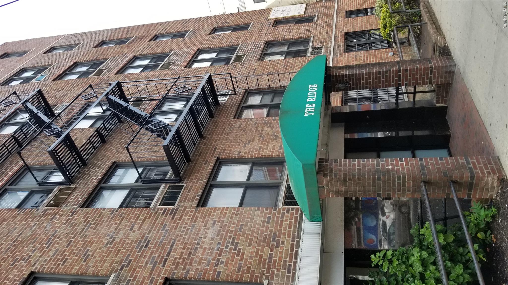 41-34 Frame Place, Unit 3D