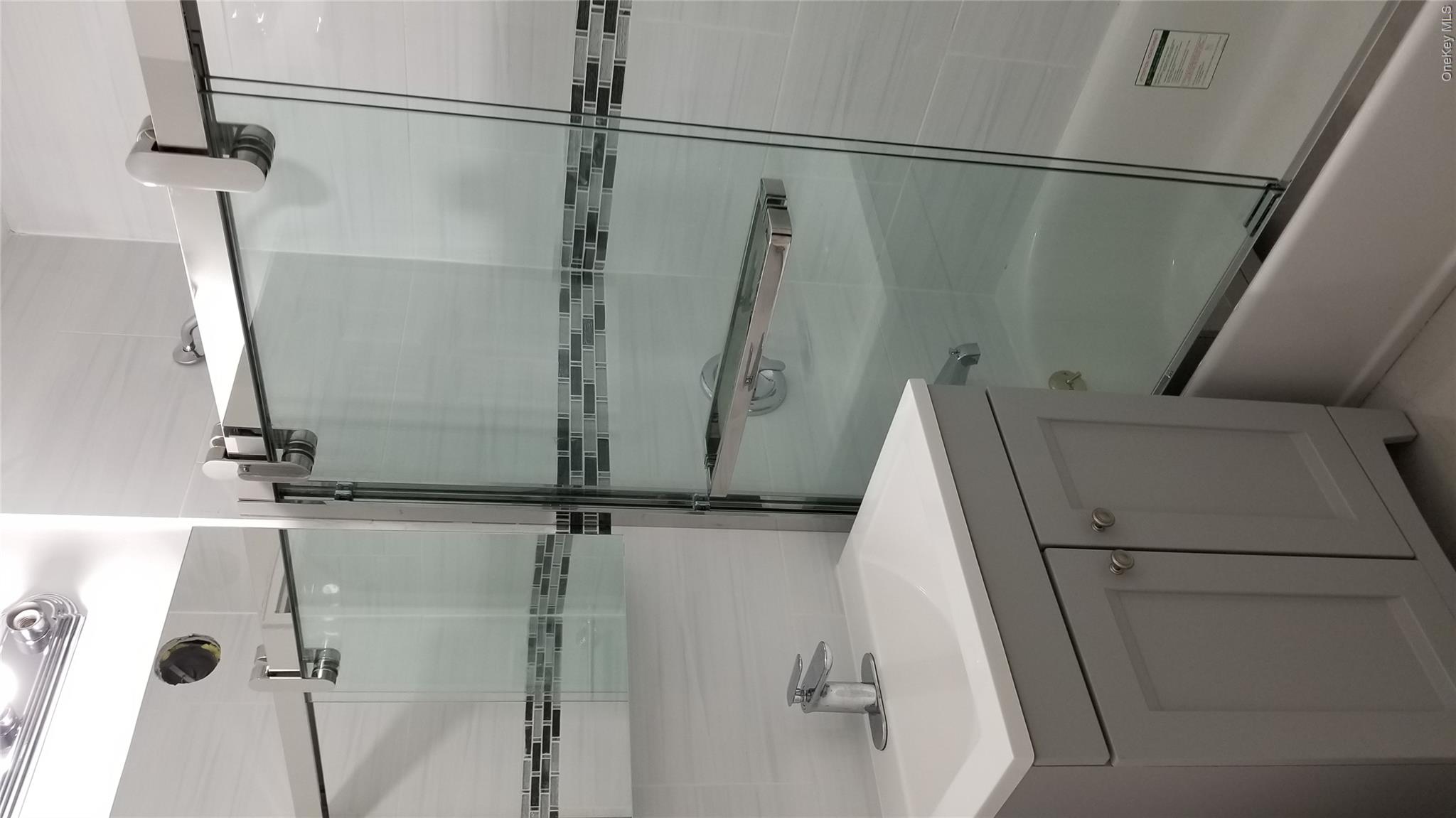 41-34 Frame Place, Unit 3D photo 18