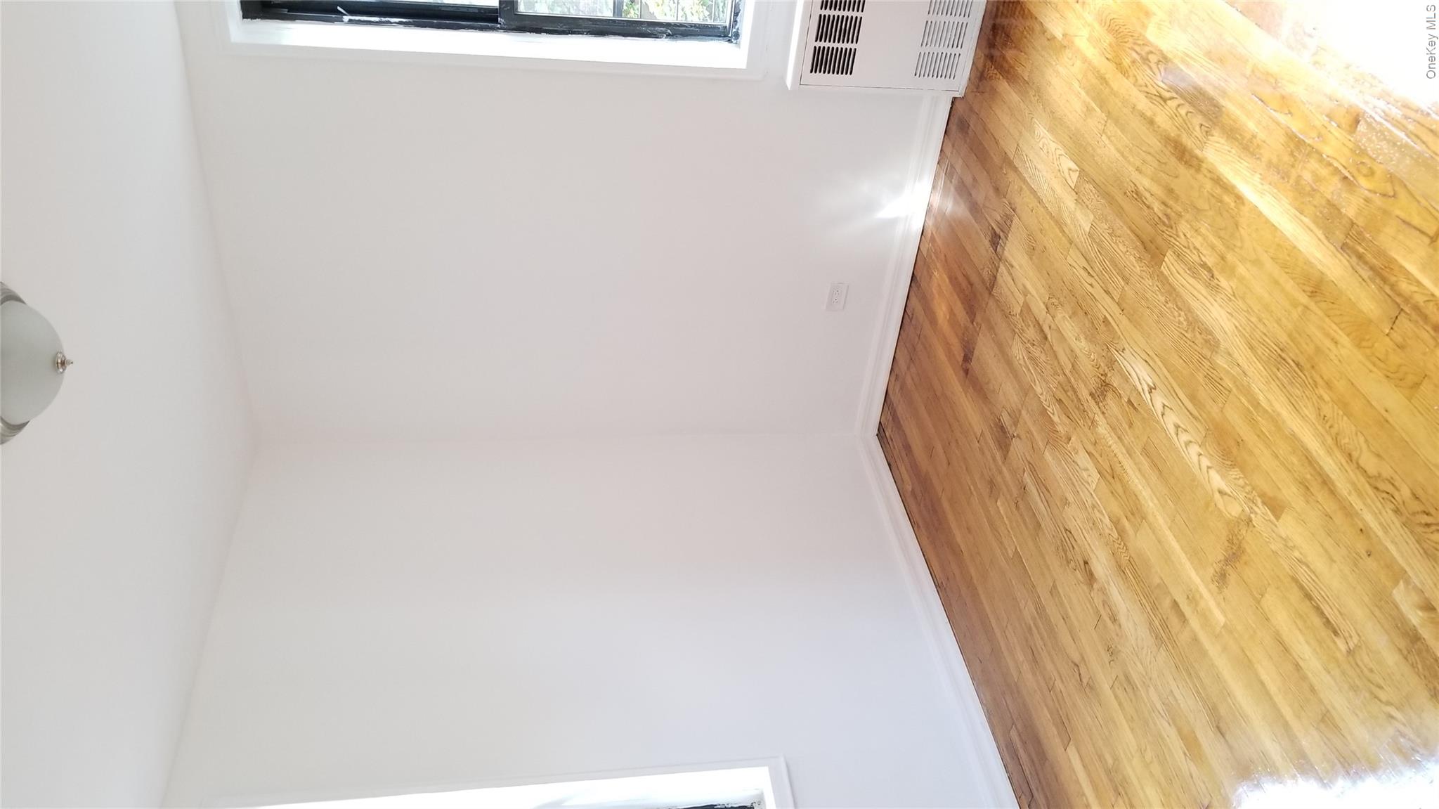 41-34 Frame Place, Unit 3D photo 16