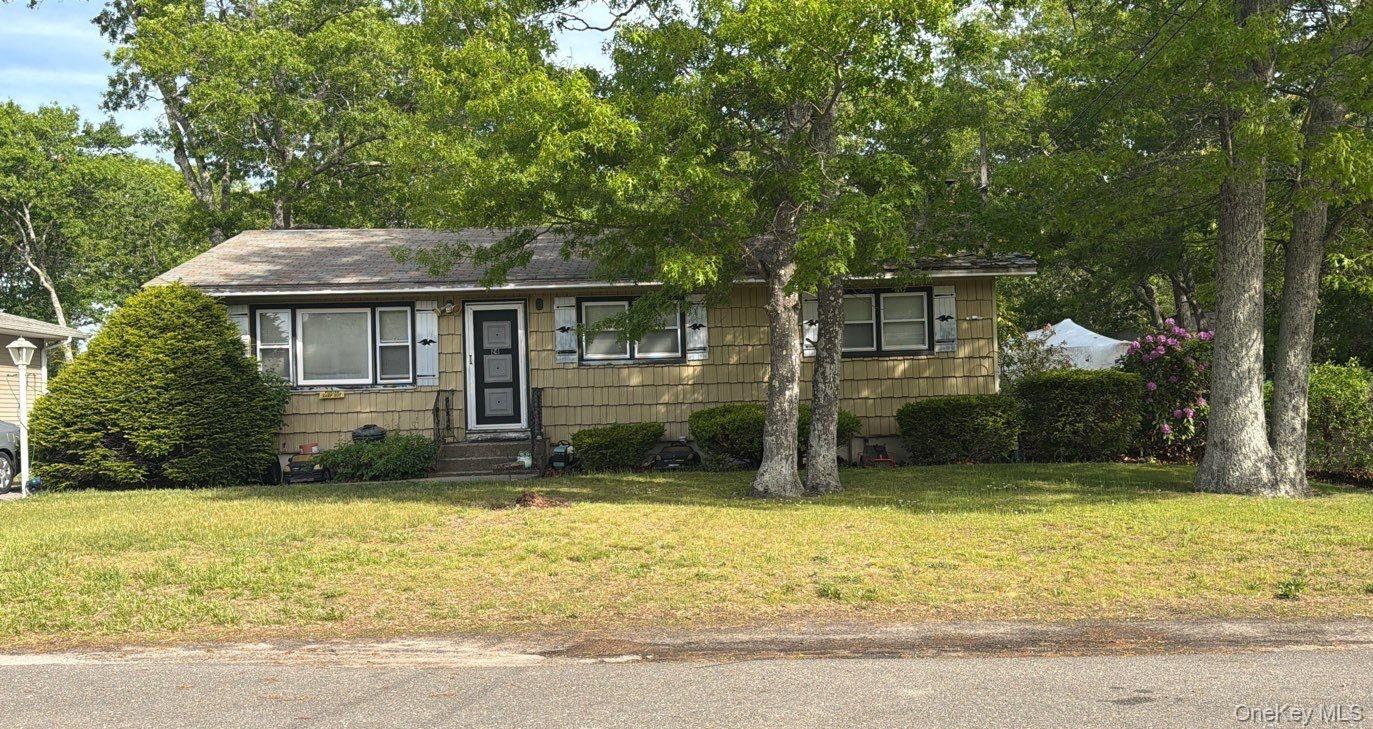 24 Hinda Boulevard – For Sale photo 4