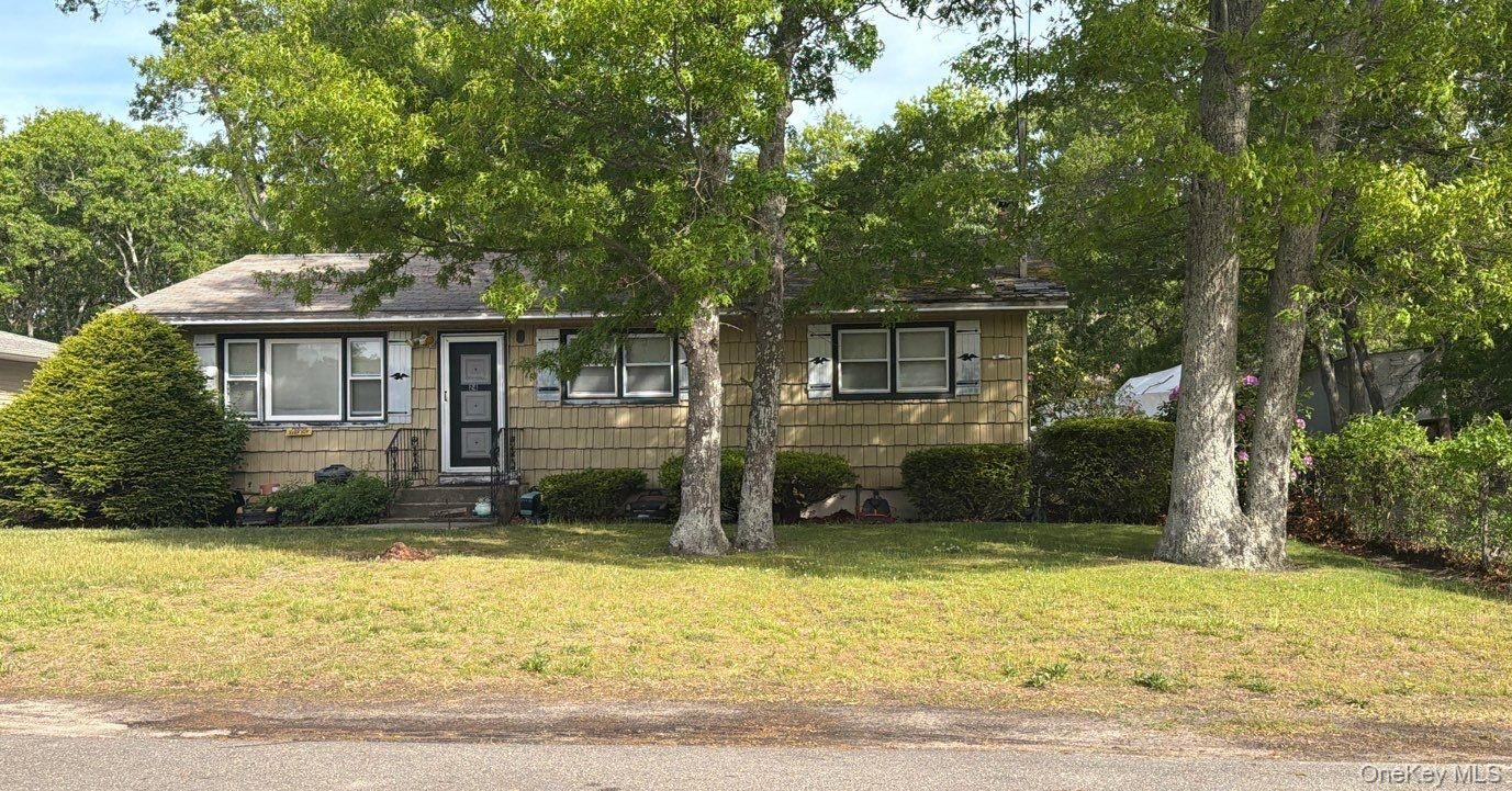 24 Hinda Boulevard – For Sale photo 5