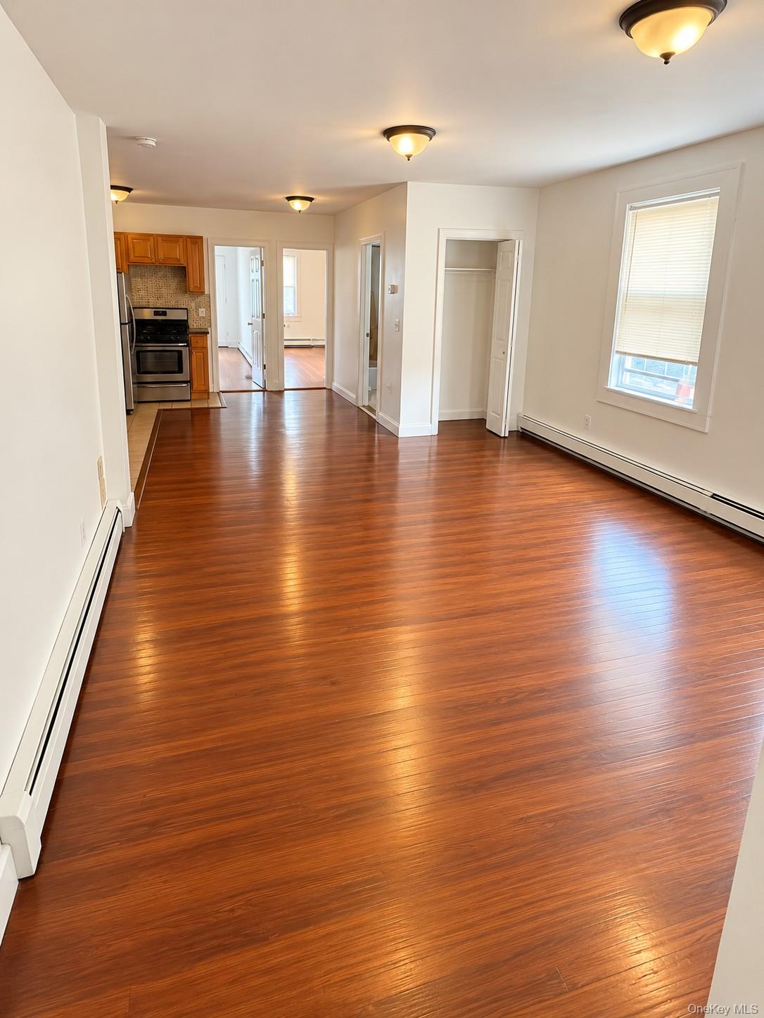 587 Southern Parkway, Unit 1st Floor photo 2