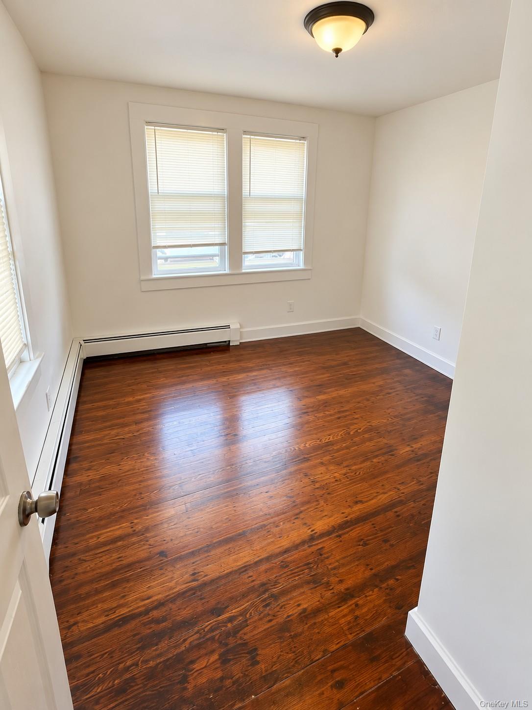 587 Southern Parkway, Unit 1st Floor photo 8