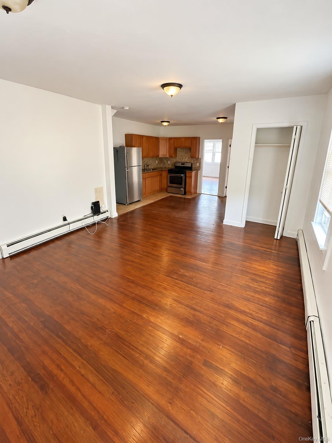 587 Southern Parkway, Unit 1st Floor photo 3