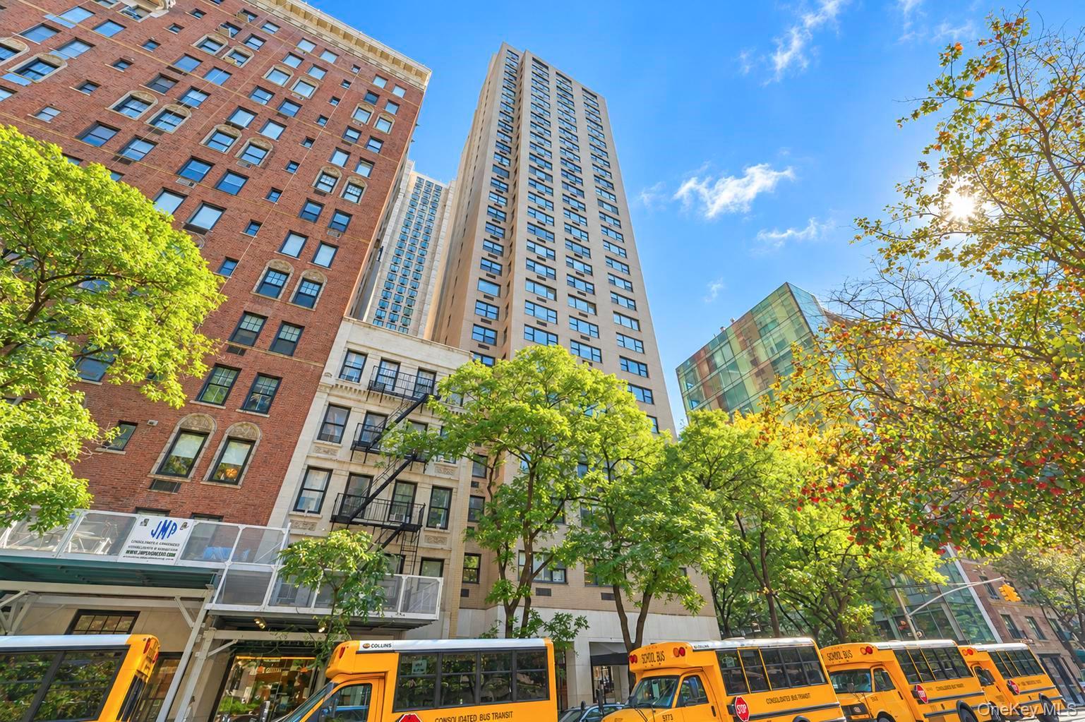 1065 Park Avenue, Unit 19C photo 4