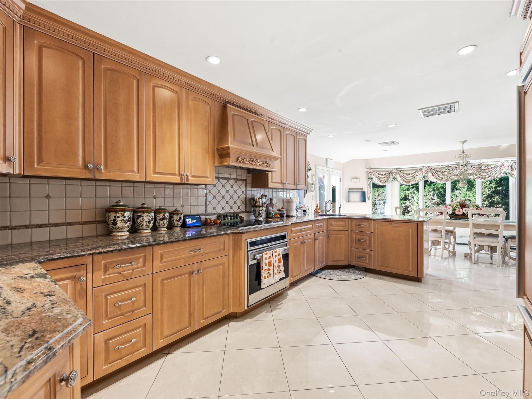 5 Major Court – For Sale photo 7