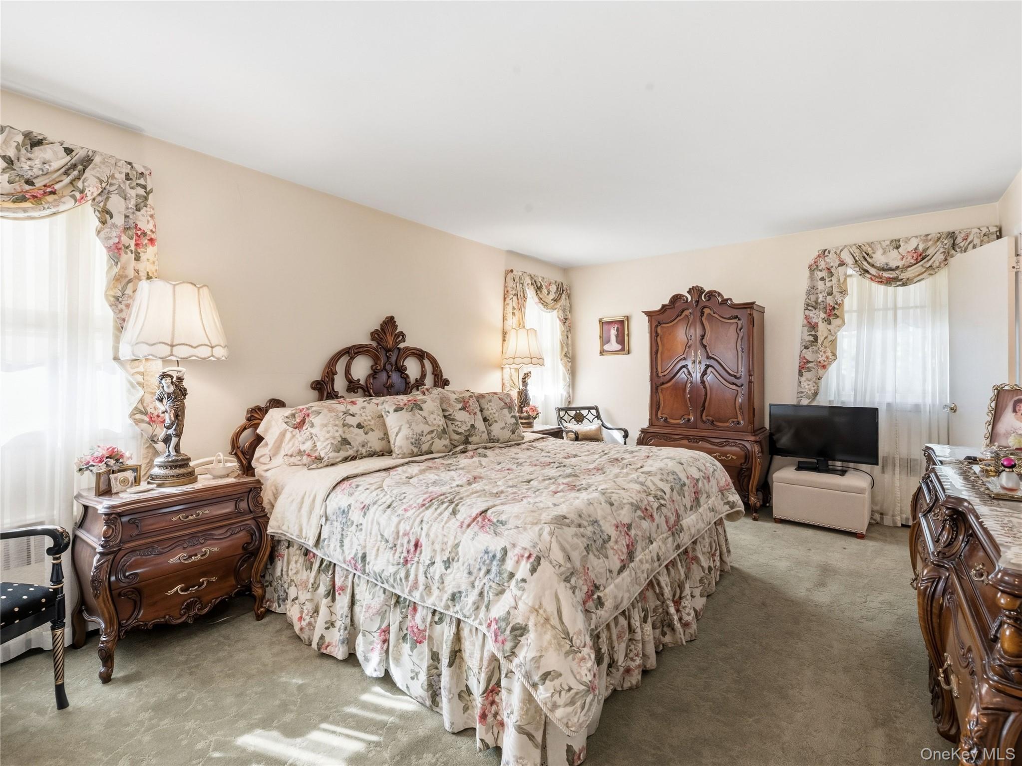 5 Major Court – For Sale photo 14