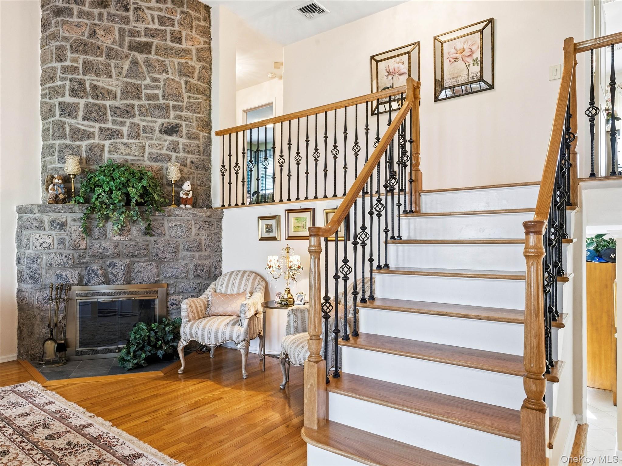 5 Major Court – For Sale photo 12