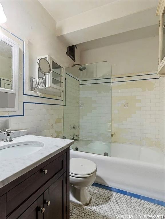 457 W 57th Street, Unit 308 photo 4