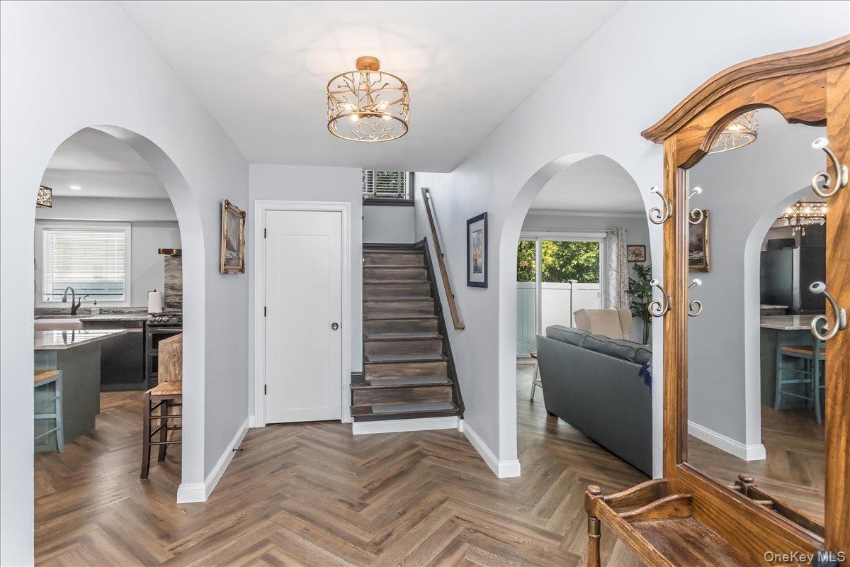 8 Woodland Road – For Sale photo 3