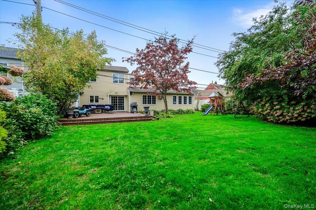 13 Old Farm Road – For Sale photo 22